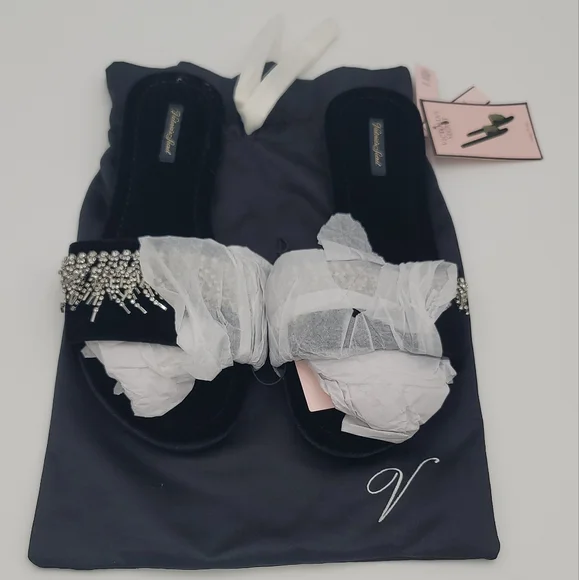 Victoria secret rhinestone slipper slides *black and silver size L (9/10) US - Picture 2 of 4